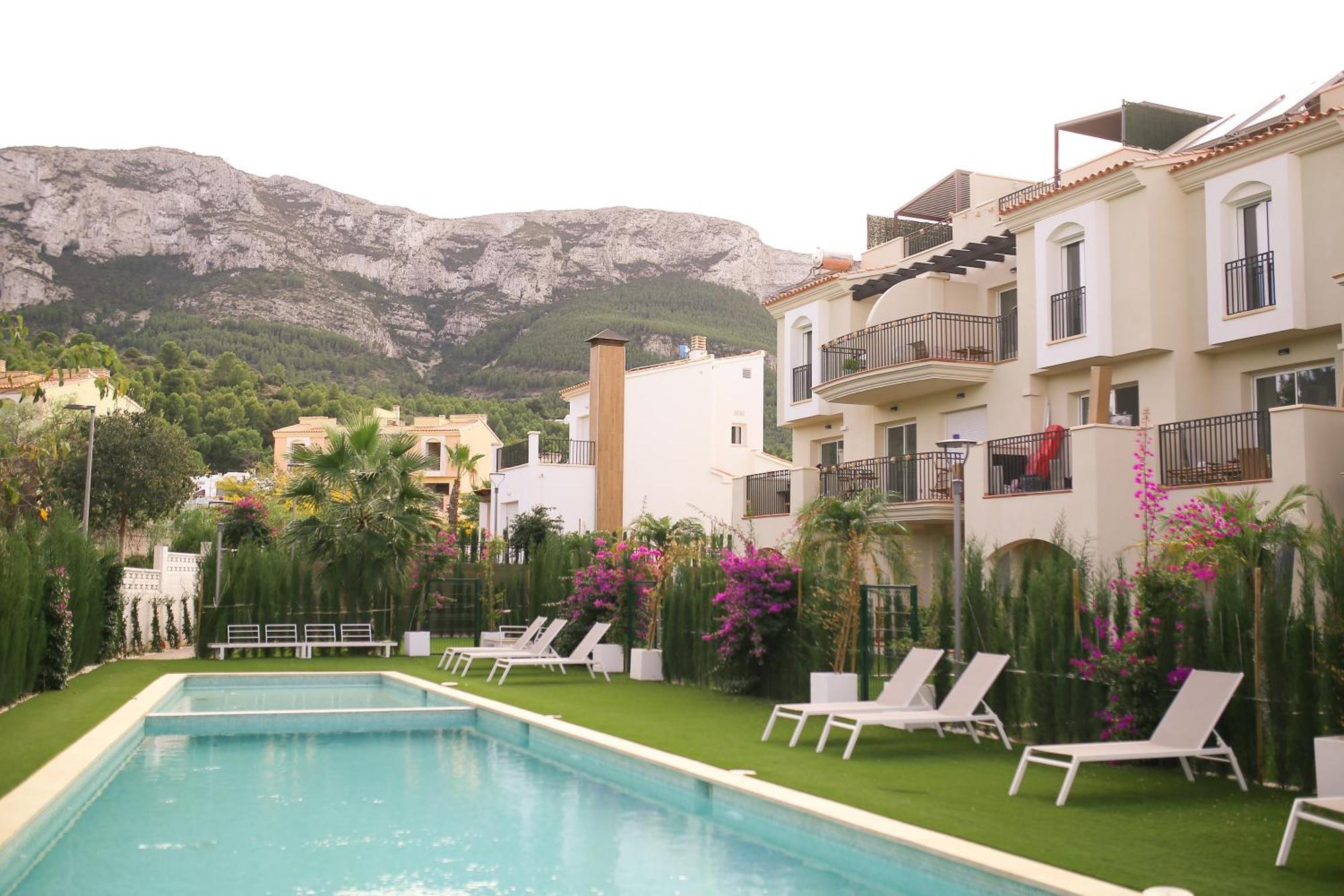 Modern Flat With Montgo View Leilighet Denia Eksteriør bilde